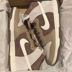 Nike Dunk Hi Retro PRM